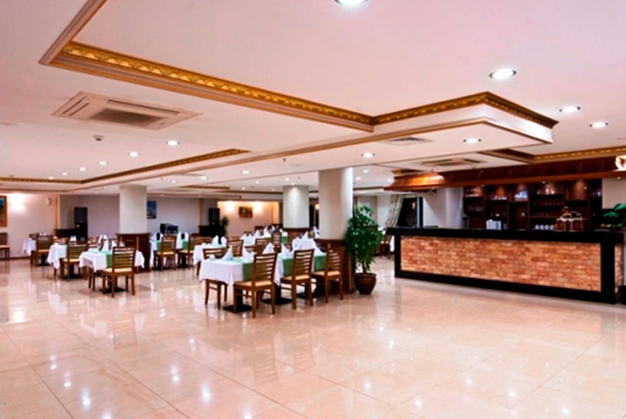 Yucesoy Liva Hotel Spa & Convention Center Mersin Mersin  Exteriör bild